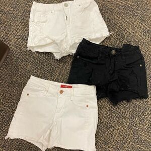 Guess distressed 3 pack denim mom jean shorts‎